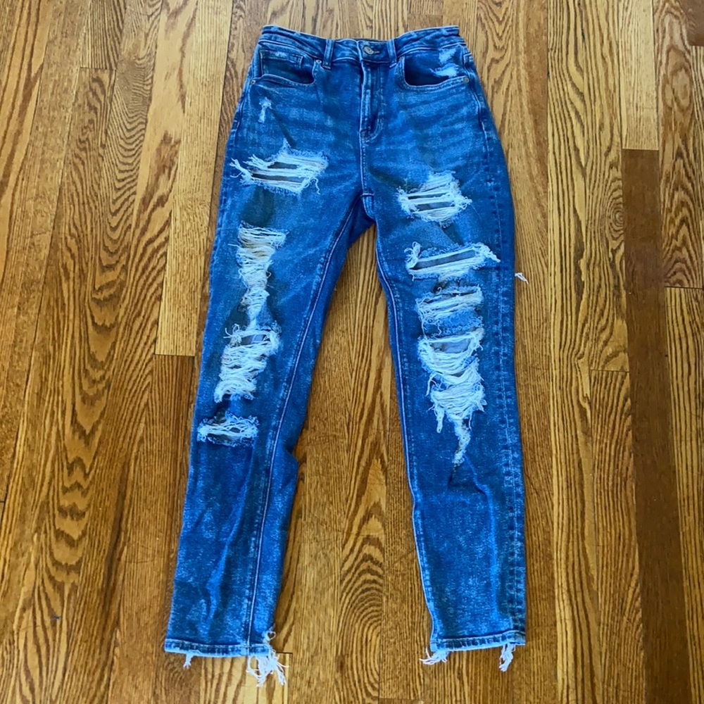 american eagle mom jeans